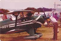 VH-AOY - Hmm, there's heads in there too.
Pilotmakers EFTS, fly-in 1980ish - by Peter Pronczak (LAME)