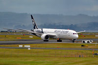 ZK-NZD @ NZAA - At Auckland - by Micha Lueck