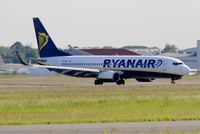 EI-EMC @ LFBD - Boeing 737-8AS, Taxiing to boarding area, Bordeaux-Mérignac airport (LFBD-BOD) - by Yves-Q