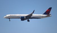 N542US @ LAX - Delta - by Florida Metal