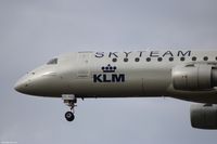 PH-EZX @ LFBD - KLM ERJ190 with SkyTeam Livery at BOD. - by Arthur CHI YEN