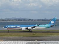 F-OJTN @ NZAA - Rolling along runway - by magnaman