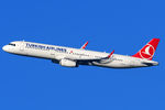 TC-JSL @ VIE - Turkish Airlines - by Chris Jilli