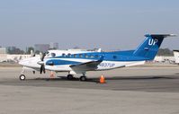 N837UP @ KSNA - Beech 350