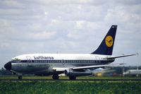 D-ABHE @ EHAM - Lufthansa Boeing 737-230C taking off from Schiphol airport, the Netherlands, 1983 - by Van Propeller