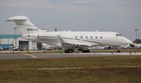 N587FA @ ORL - Challenger 300