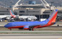 N211WN @ KLAX - Boeing 737-700 - by Mark Pasqualino