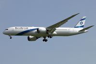 4X-EDC @ LLBG - First arrival of the new Dreamliner to Israel. - by ikeharel