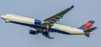 N819NW @ EHAM - Delta 330 - by fink123