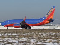 N7739A @ KBOI - Turning onto RWY 28R from Alpha. - by Gerald Howard