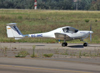 EC-IHC @ LEGE - Lining up rwy 20 for departure... - by Shunn311