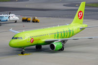 VP-BTV @ VIE - S7 Airlines Airbus A319 - by Thomas Ramgraber