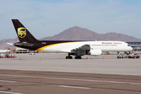 N475UP @ KPHX - No comment. - by Dave Turpie