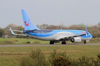 OO-JLO @ LFRB - Boeing 737-8K5, Taxiing to holding point rwy 25L, Brest-Bretagne airport (LFRB-BES) - by Yves-Q