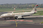 A6-EYS @ EDDL - Etihad Airways - by Air-Micha