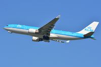 PH-AON @ EHAM - Departure of KLM A332 - by FerryPNL