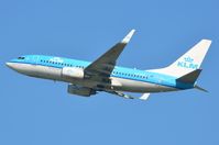 PH-BGK @ EHAM - KLM B737 departing its base. - by FerryPNL