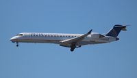 N728SK @ LAX - United Express - by Florida Metal