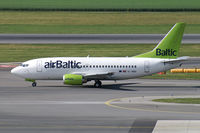 YL-BBD @ VIE - Air Baltic Boeing 737-500 - by Thomas Ramgraber