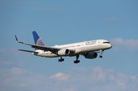 N17105 @ ESSA - United Airlines - by Jan Buisman