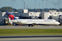 N906AT @ KCLT - CLT > ATL - by Nelson Acosta Spotterimages