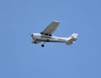 N9516J @ CVG - Cessna 172R departing to the north - by Christian Maurer