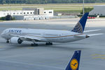N13954 @ EDDM - United Airlines - by Air-Micha