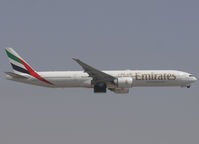 A6-EPE @ OMDB - Take off from DUBAI INTERNATIONAL Airport - by Willem Göebel