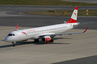 OE-LWP @ VIE - Austrian Airlines Embraer 195 - by Thomas Ramgraber