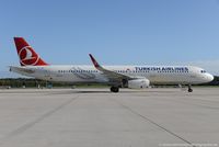 TC-JSI @ EDDK - Airbus A321-231 - TK THY Turkish Airlines 'Tunceli' - 5584 - TC-JSI - 01.10.2017 - CGN - by Ralf Winter