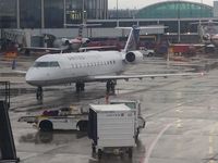 N433AW @ ORD - my taxi to milwaukee today - by magnaman