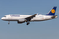 D-AIZH @ EDDK - D-AIZH - Airbus A320-214 - Lufthansa - by Michael Schlesinger