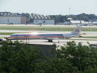N9617R @ MKE - coming onto stand - by magnaman