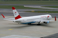 OE-LAX @ VIE - Austrian Airlines Boeing 767-300 - by Thomas Ramgraber