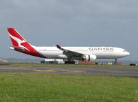 VH-EBM @ NZAA - landing at AKL - by magnaman