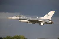00-0221 @ KOSH - F-16CM Fighting Falcon 00-0221 SW from 79th FS Tigers 20th FW Shaw AFB, SC