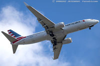 N882NN @ KEWR - Boeing 737-823 - American Airlines  C/N 33221, N882NN - by Dariusz Jezewski www.FotoDj.com