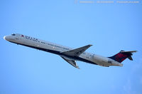 N959DL @ KEWR - McDonnell Douglas MD-88 - Delta Air Lines  C/N 49978, N959DL