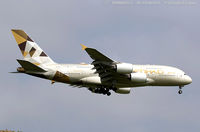A6-APE @ KJFK - Airbus A380-861 - Etihad Airways  C/N 191, A6-APE - by Dariusz Jezewski www.FotoDj.com