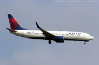 N382DA @ KJFK - Boeing 737-832 - Delta Air Lines  C/N 30345, N382DA - by Dariusz Jezewski www.FotoDj.com