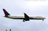 N842MH @ KJFK - Boeing 767-432/ER - Delta Air Lines  C/N 29715, N842MH - by Dariusz Jezewski www.FotoDj.com