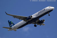 N954JB @ KJFK - Airbus A321-231 Vestido En Azul JetBlue Airways  C/N 6725, N954JB - by Dariusz Jezewski www.FotoDj.com