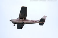 N1868B @ KJFK - Cessna 172S Skyhawk  C/N 172S9928, N1868B - by Dariusz Jezewski www.FotoDj.com
