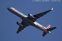 N176AA @ KEWR - Boeing 757-223 - American Airlines  C/N 32395, N176AA - by Dariusz Jezewski www.FotoDj.com
