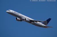 N543UA @ KEWR - Boeing 757-222 - United Airlines  C/N 25698, N543UA - by Dariusz Jezewski www.FotoDj.com