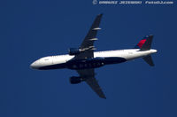 N338NW @ KLGA - Airbus A320-211 - Delta Air Lines  C/N 360, N338NW - by Dariusz Jezewski www.FotoDj.com