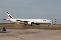 F-GZNH @ LFPG - Air France - by Jan Buisman