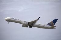 N29124 @ KEWR - Boeing 757-224 - United Airlines  C/N 27565, N29124 - by Dariusz Jezewski www.FotoDj.com