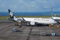 ZK-OKF @ NZAA - At Auckland - by Micha Lueck