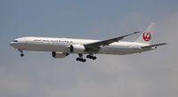 JA742J @ LAX - Japan Airlines - by Florida Metal